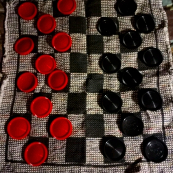 Game - Picture 1 of 2